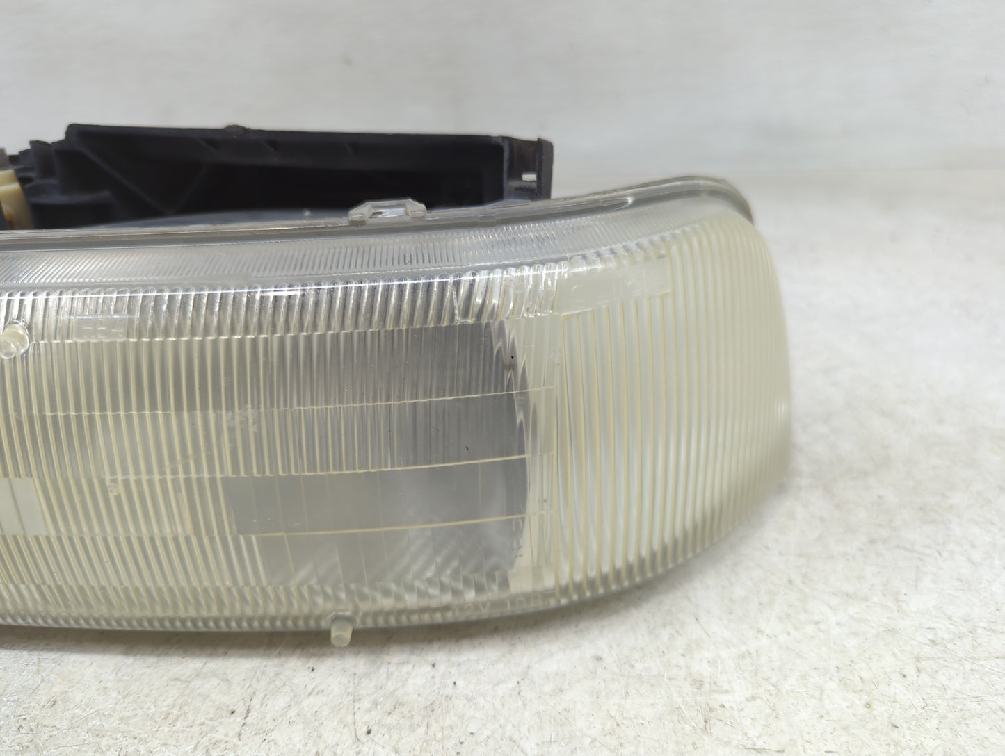 Chevrolet Silverado 1500 Pickup Driver Left Oem Head Light Headlight Lamp - Oemusedautoparts1.com