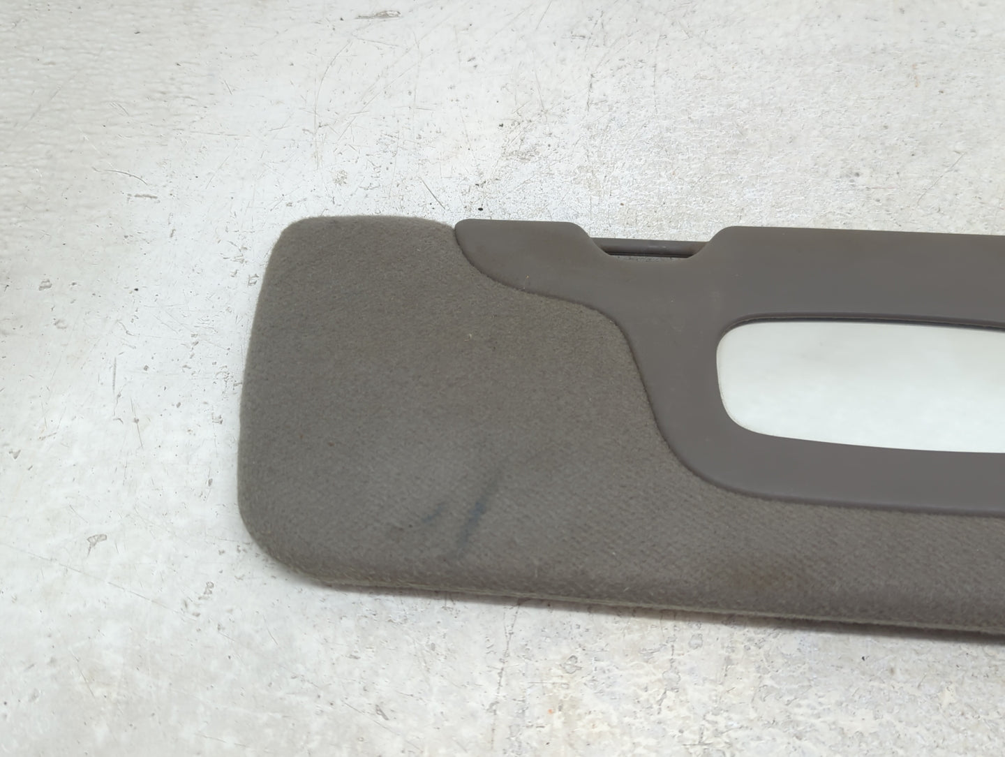 2000 Chevrolet Silverado 1500 Pickup Sun Visor Shade Replacement Passenger Right Mirror Fits Fits 2001 2002 OEM Used Auto Pa