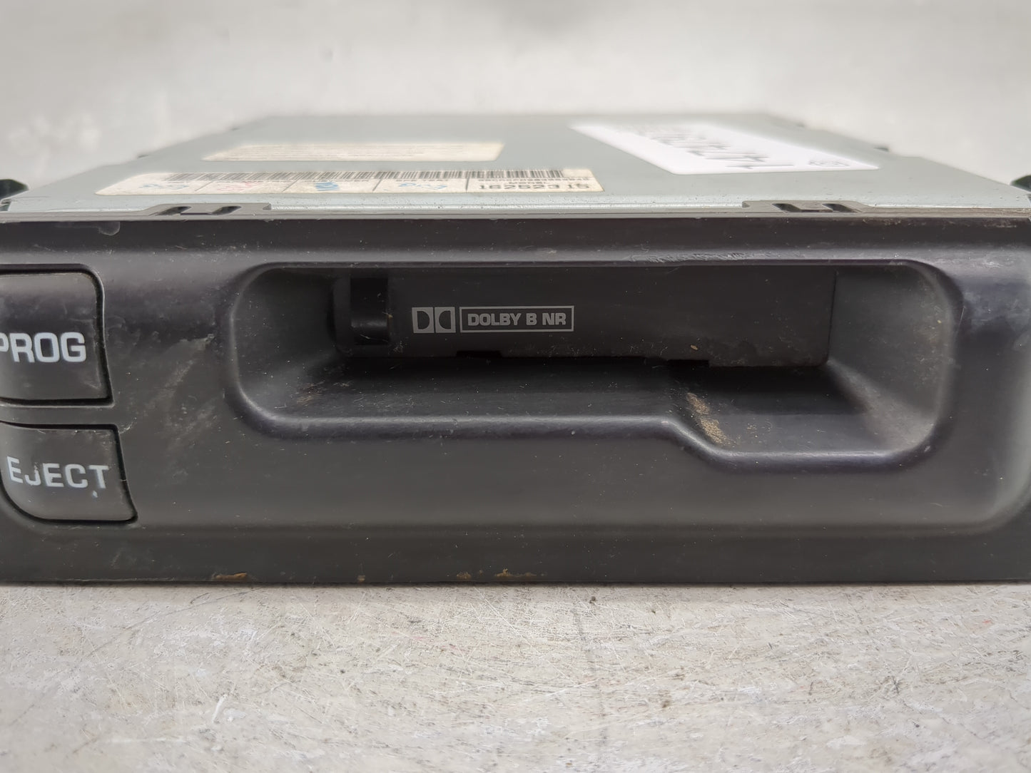2000 Chevrolet Silverado 2500 Pickup Radio AM FM Cd Player Receiver Replacement P/N:16252315 98CRCPM203062845 Fits OEM Used 