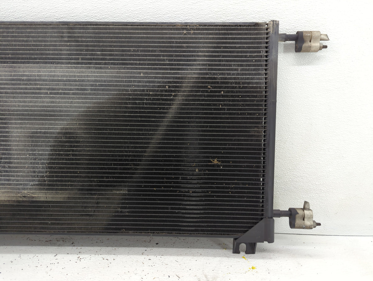 Chevrolet Suburban 1500 Left Radiator Fan Motor Assembly Black 630088 - Oemusedautoparts1.com