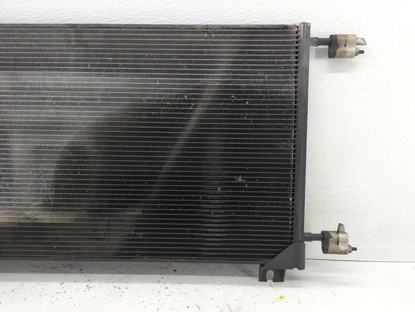 Chevrolet Suburban 1500 Left Radiator Fan Motor Assembly Black 630088 - Oemusedautoparts1.com