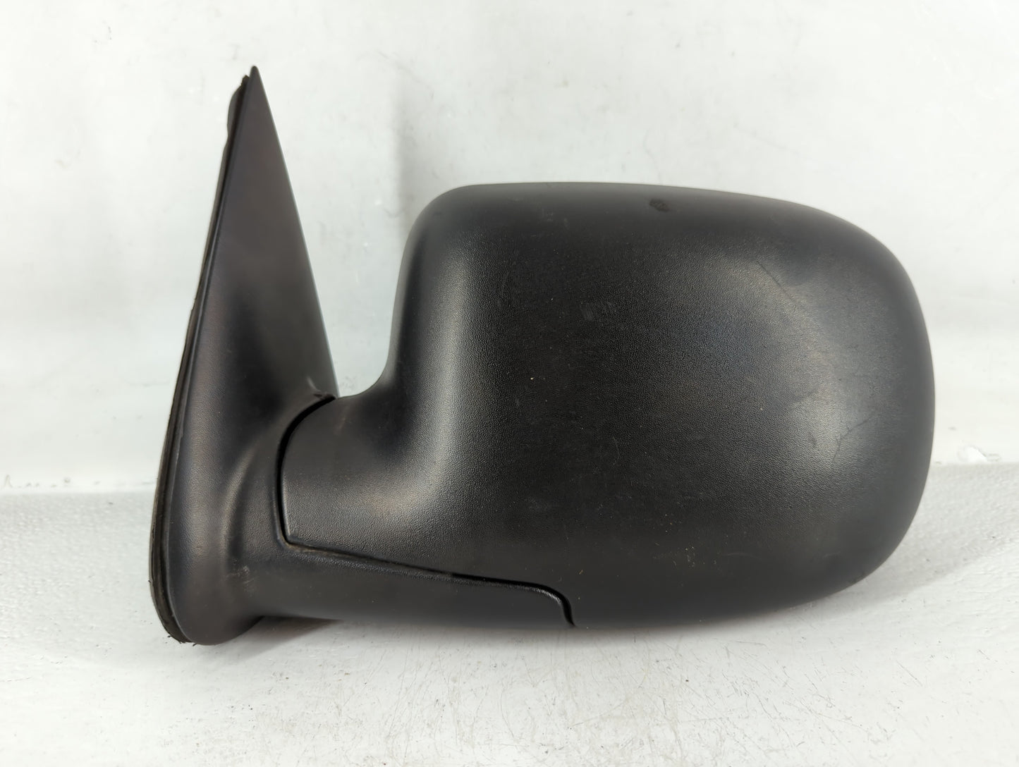 2000-2002 Chevrolet Suburban 1500 Driver Side View Mirror - Left Door Mirror OEM Used - Oemusedautoparts1.com