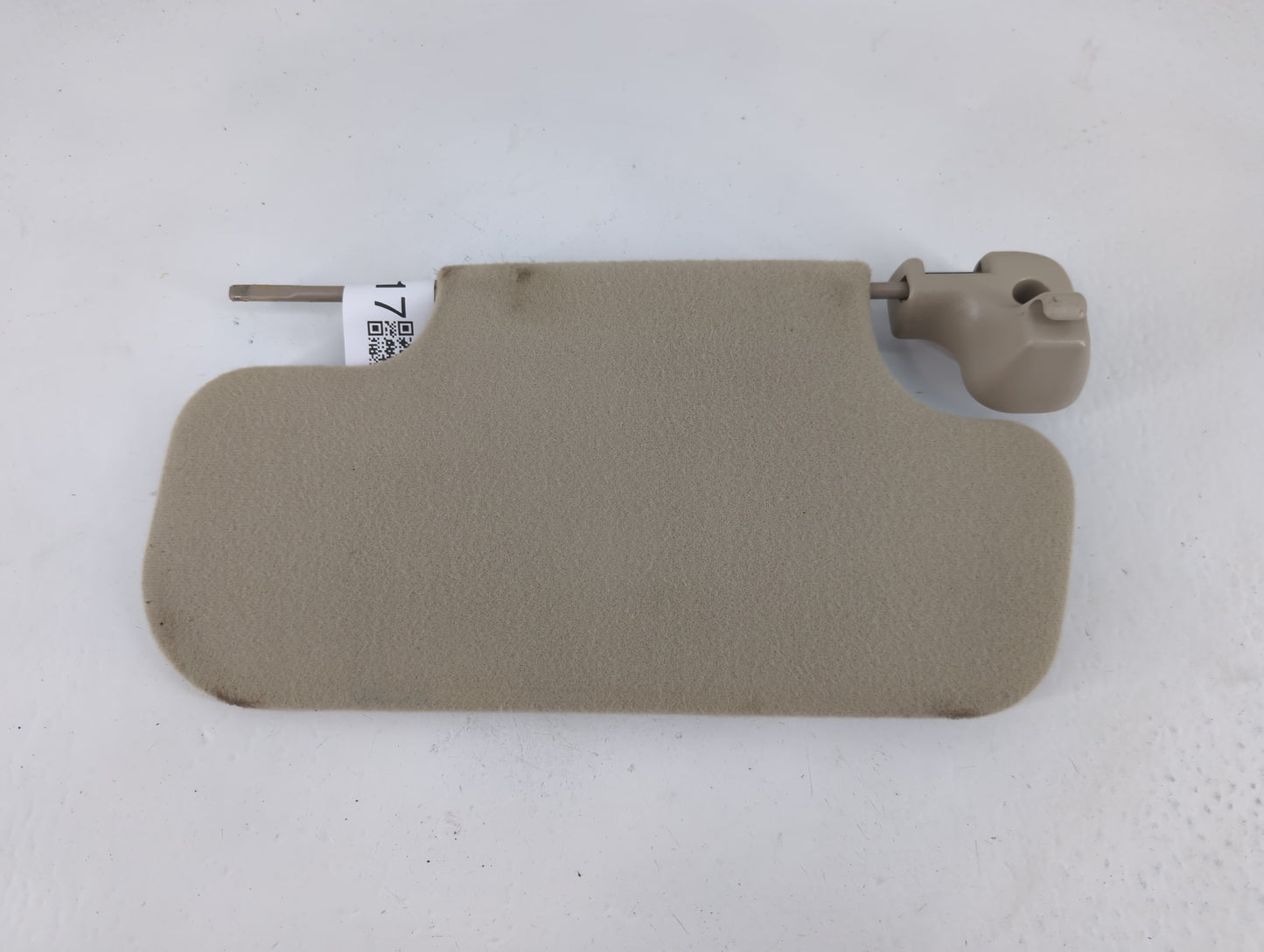 2000-2002 Chevrolet Tahoe Sun Visor Shade Replacement Passenger Right Mirror Fits Fits 2000 2001 2002 2003 OEM Used Auto Par