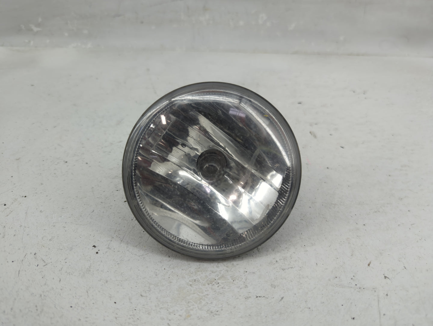 1999-2000 Chevrolet Tahoe Driver Left Oem Fog Light Lamp - Oemusedautoparts1.com