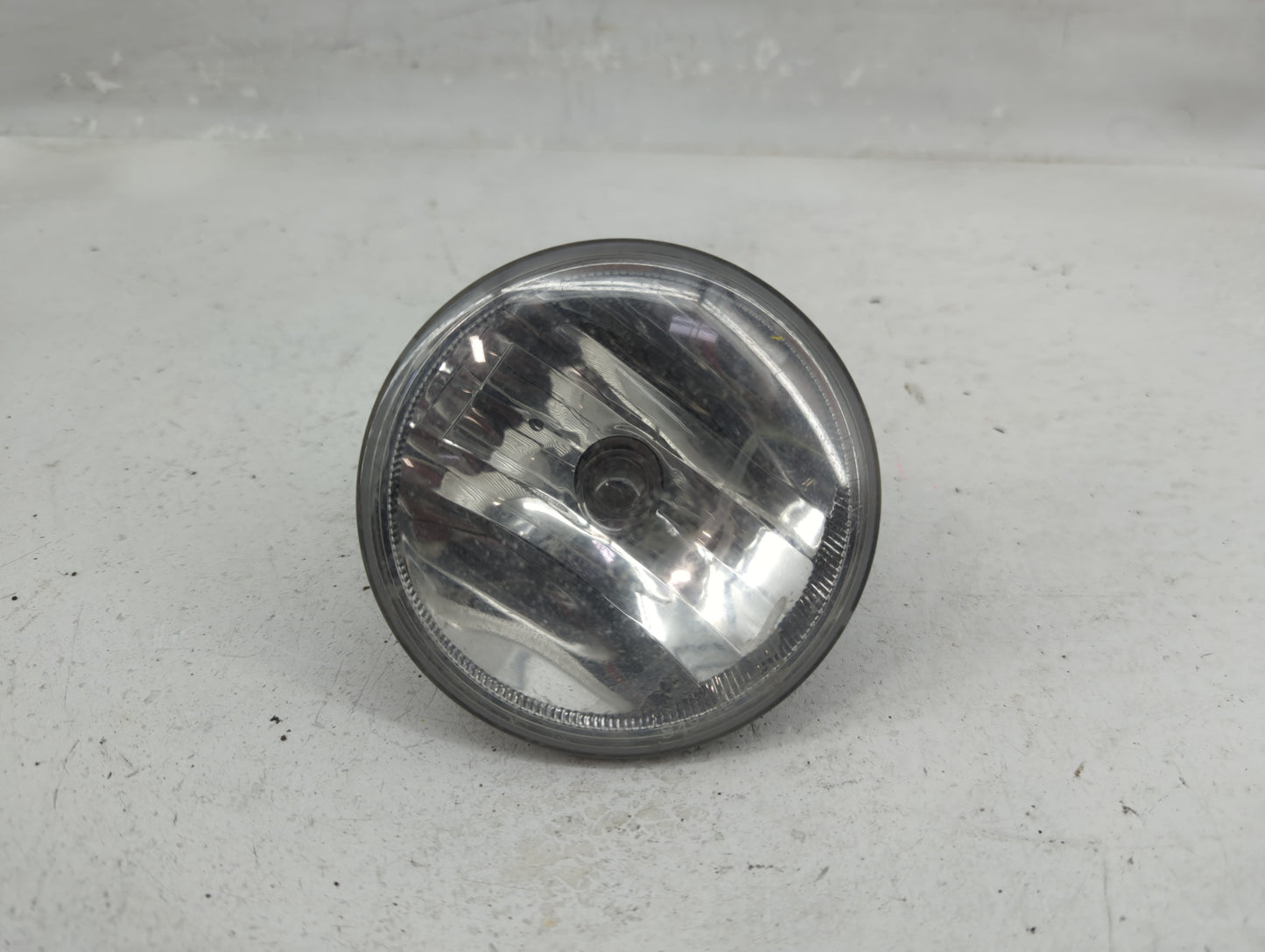 1999-2000 Chevrolet Tahoe Driver Left Oem Fog Light Lamp - Oemusedautoparts1.com