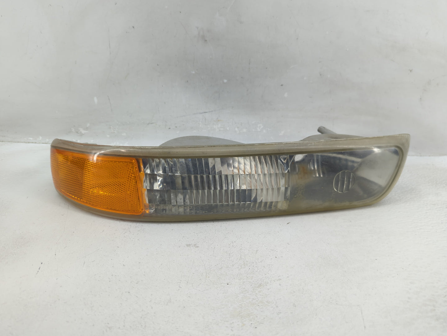 2000-2006 Chevrolet Tahoe Driver Left Oem Front Light Lamp - Oemusedautoparts1.com