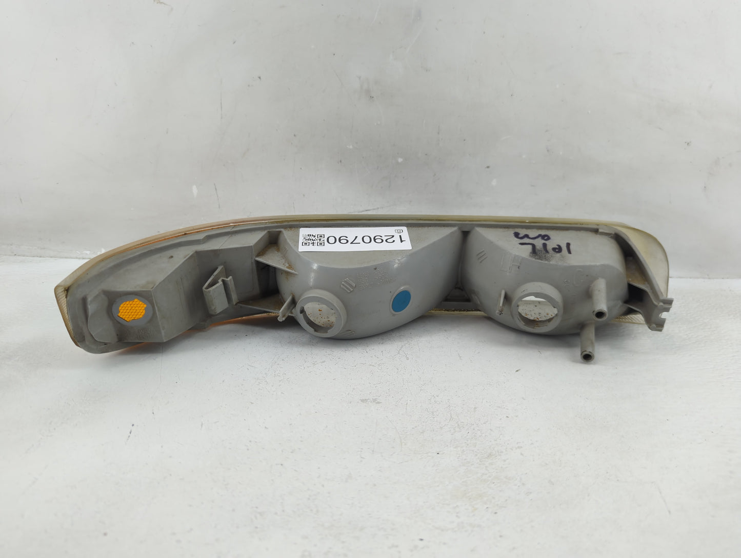 2000-2006 Chevrolet Tahoe Driver Left Oem Front Light Lamp - Oemusedautoparts1.com