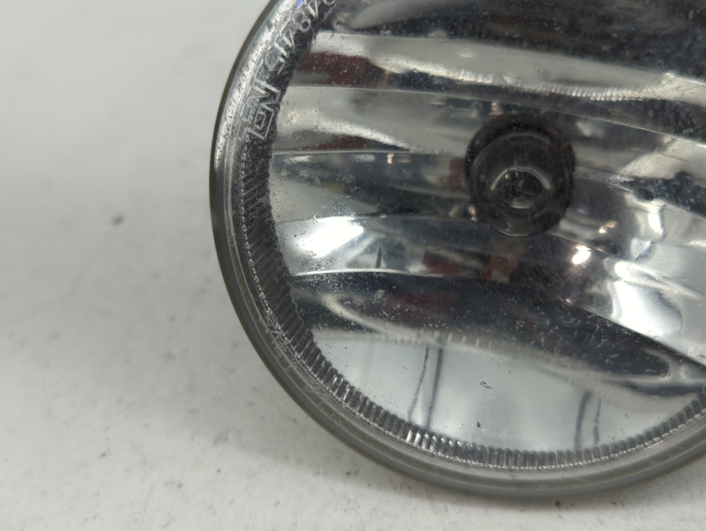 1999-2000 Chevrolet Tahoe Driver Left Oem Front Light Lamp - Oemusedautoparts1.com
