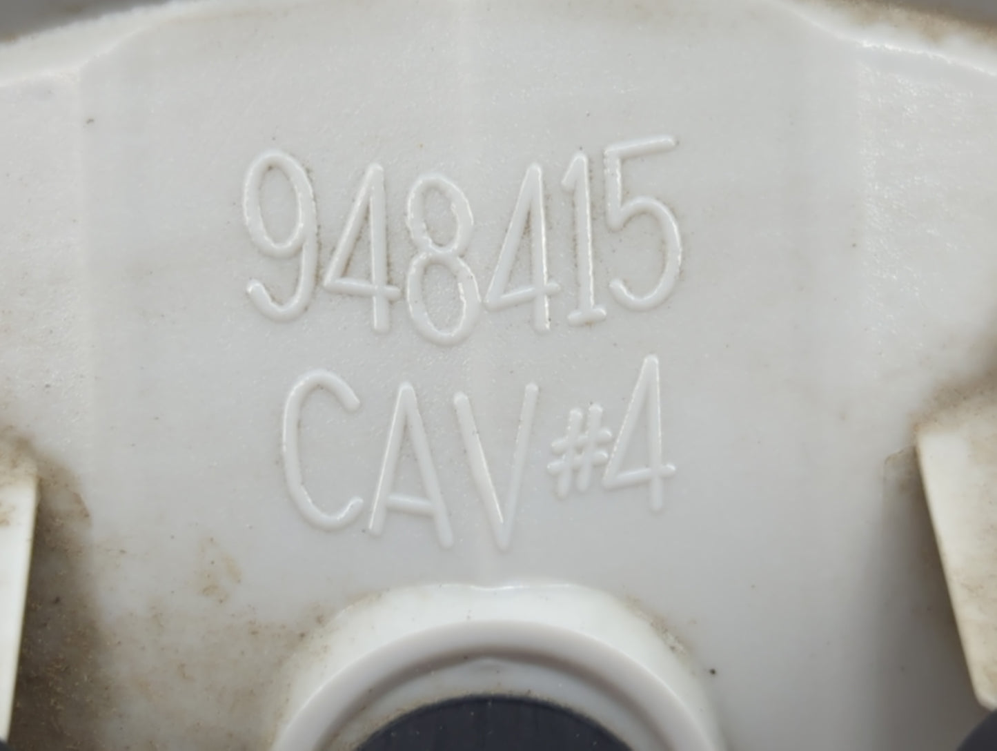 1999-2000 Chevrolet Tahoe Driver Left Oem Front Light Lamp - Oemusedautoparts1.com