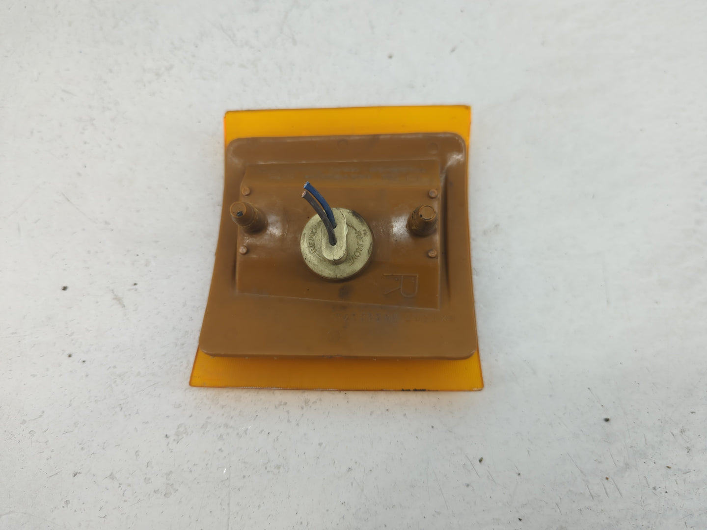 1995-2000 Chevrolet Tahoe Passenger Right Oem Front Light Lamp - Oemusedautoparts1.com