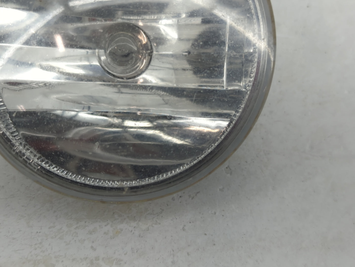 1999-2000 Chevrolet Tahoe Driver Left Oem Front Light Lamp - Oemusedautoparts1.com