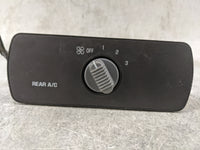 2000-2002 Chevrolet Tahoe Climate Control Module Temperature AC/Heater Replacement P/N:15748175 16259365 Fits Fits 2000 2001