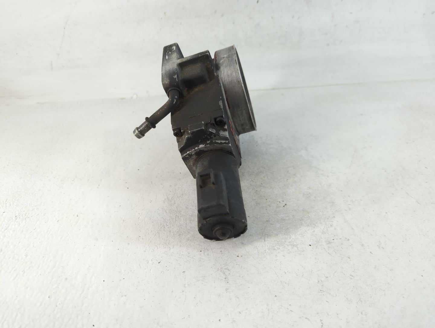 2000 Chevrolet Tahoe Throttle Body Fits Fits 2001 2002 OEM Used Auto Parts - Oemusedautoparts1.com