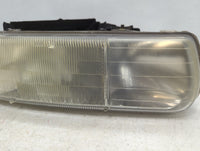 2000-2006 Chevrolet Tahoe Passenger Right Oem Head Light Headlight Lamp - Oemusedautoparts1.com