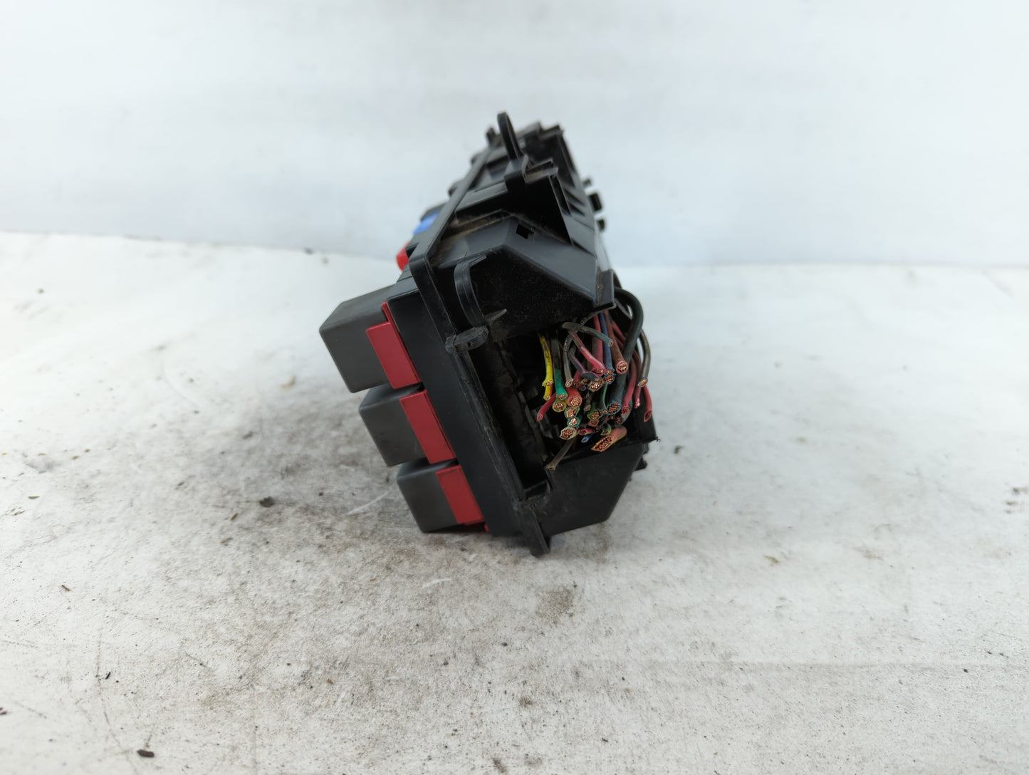 2000 Chevrolet V3500 Fusebox Fuse Box Panel Relay Module Fits OEM Used Auto Parts - Oemusedautoparts1.com