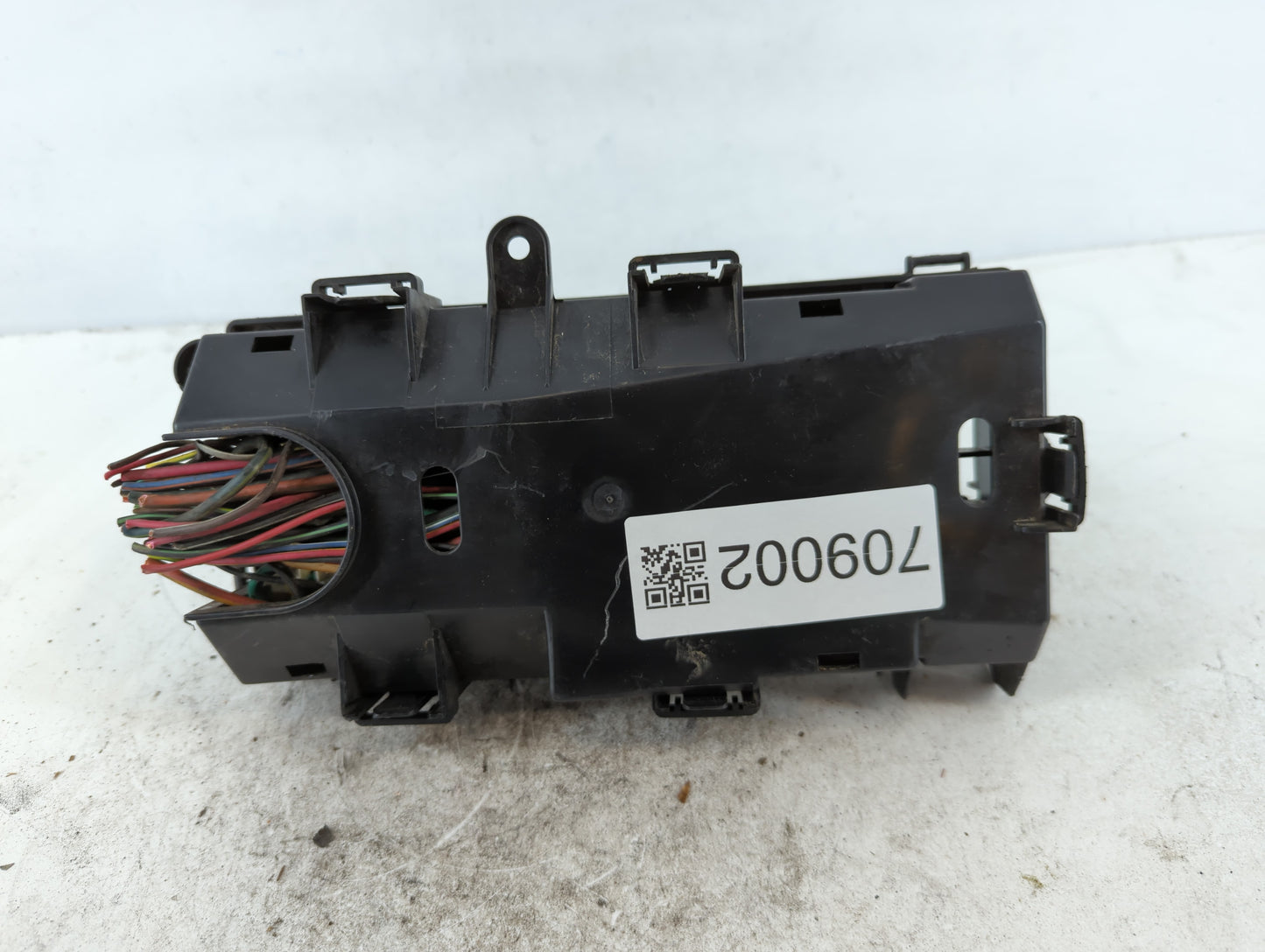 2000 Chevrolet V3500 Fusebox Fuse Box Panel Relay Module Fits OEM Used Auto Parts - Oemusedautoparts1.com