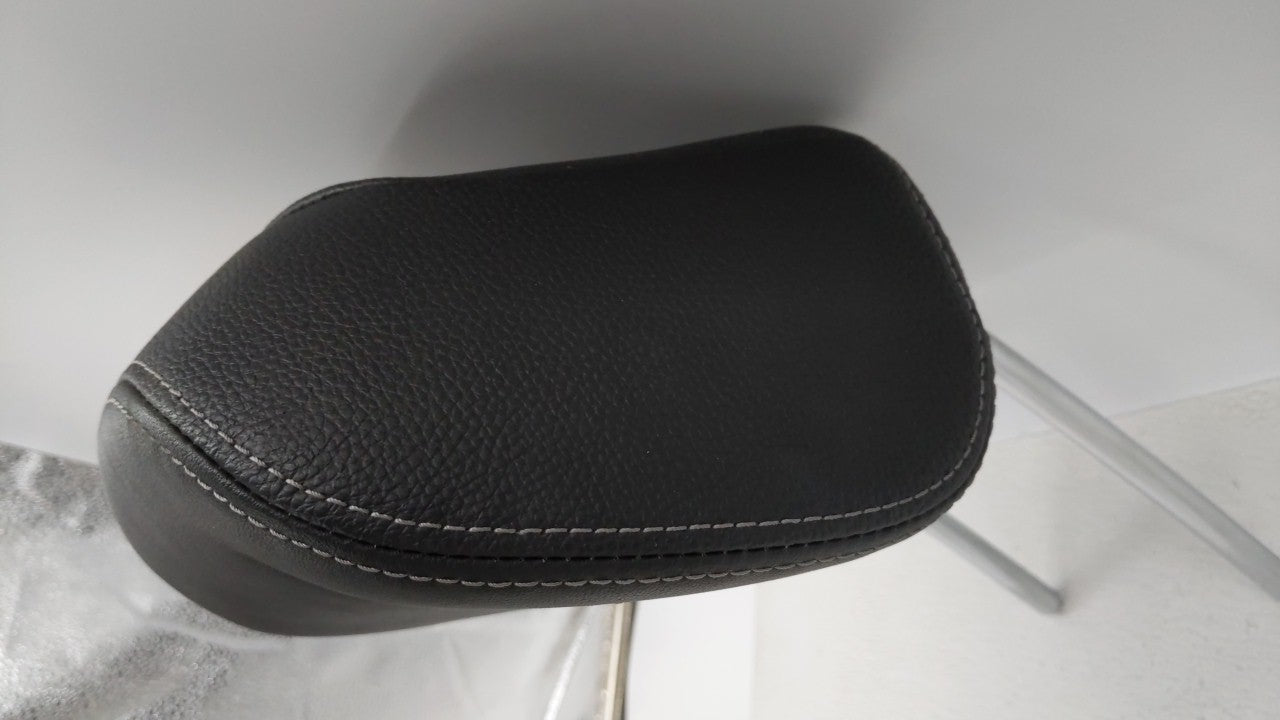 2000 Chevrolet Venture Headrest Head Rest Rear Center Seat Fits OEM Used Auto Parts - Oemusedautoparts1.com