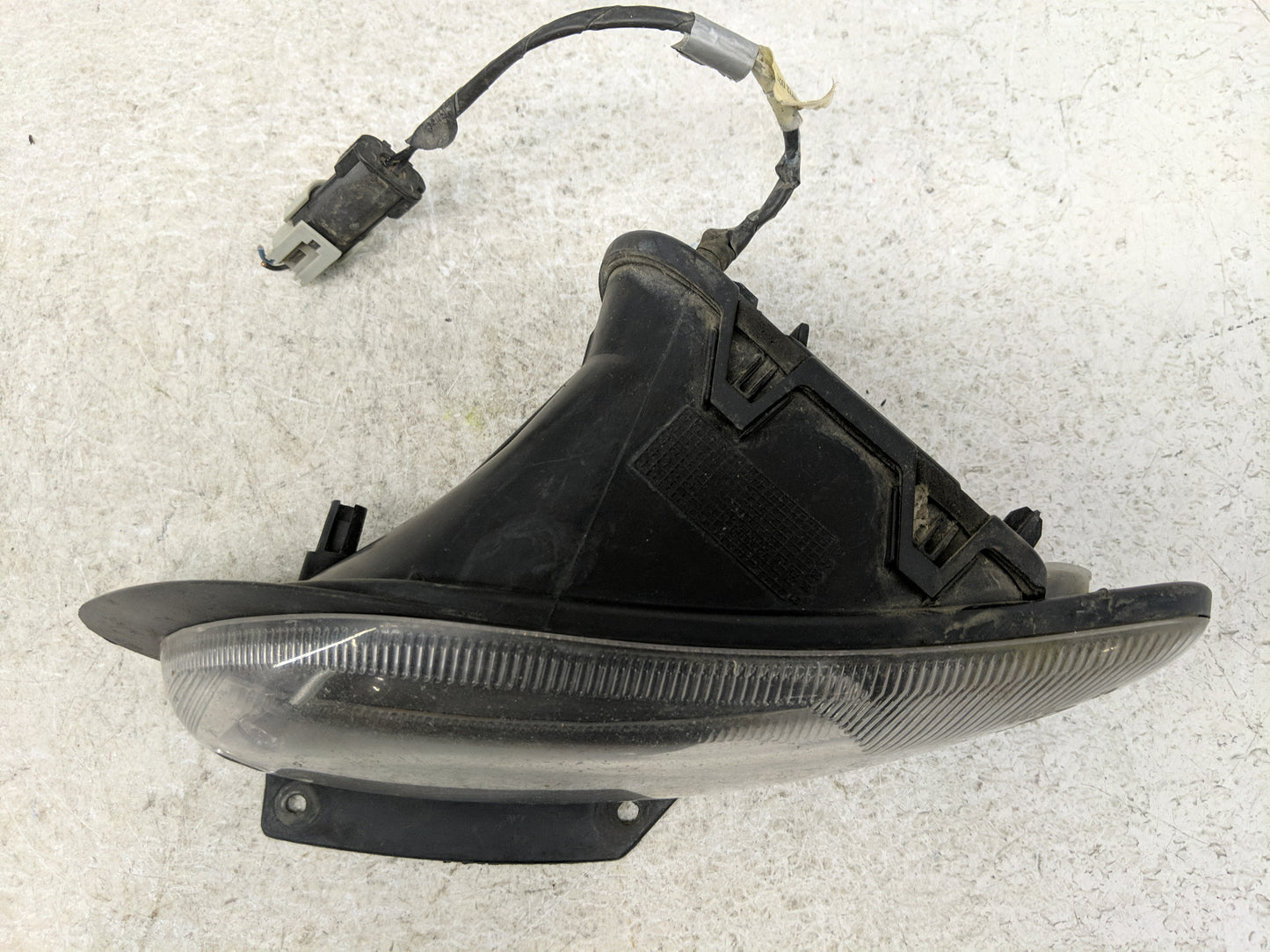 1999-2004 Chrysler 300m Passenger Right Oem Fog Light Lamp - Oemusedautoparts1.com