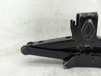 2000 Chrysler Aspen Spare Scissor Car Jack - Oemusedautoparts1.com