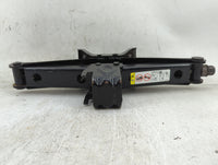2000 Chrysler Aspen Spare Scissor Car Jack - Oemusedautoparts1.com