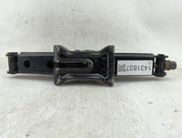 2000 Chrysler Aspen Spare Scissor Car Jack - Oemusedautoparts1.com