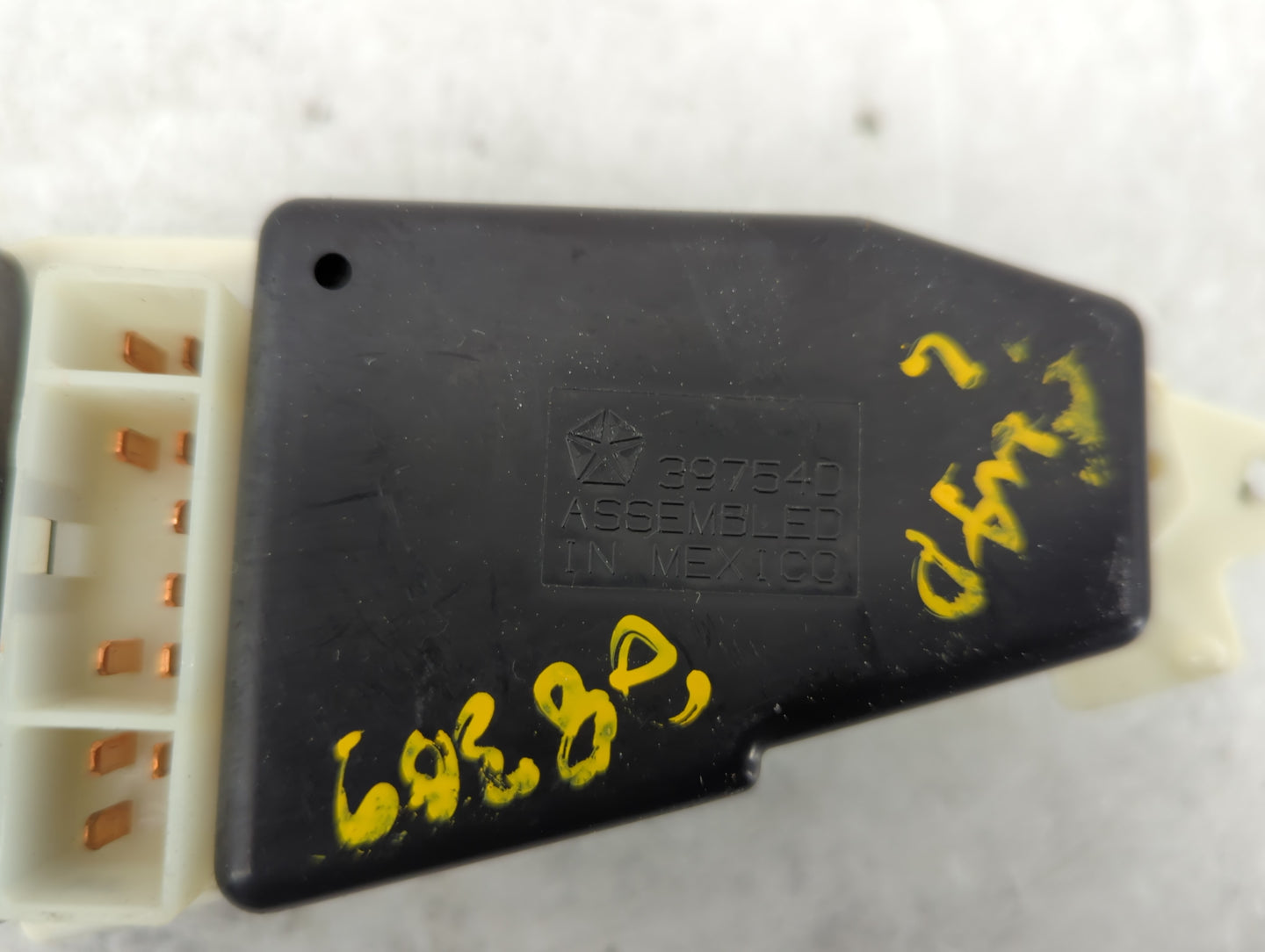2000 Chrysler Cirrus Master Power Window Switch Replacement Driver Side Left P/N:39754D Fits OEM Used Auto Parts - Oemusedau