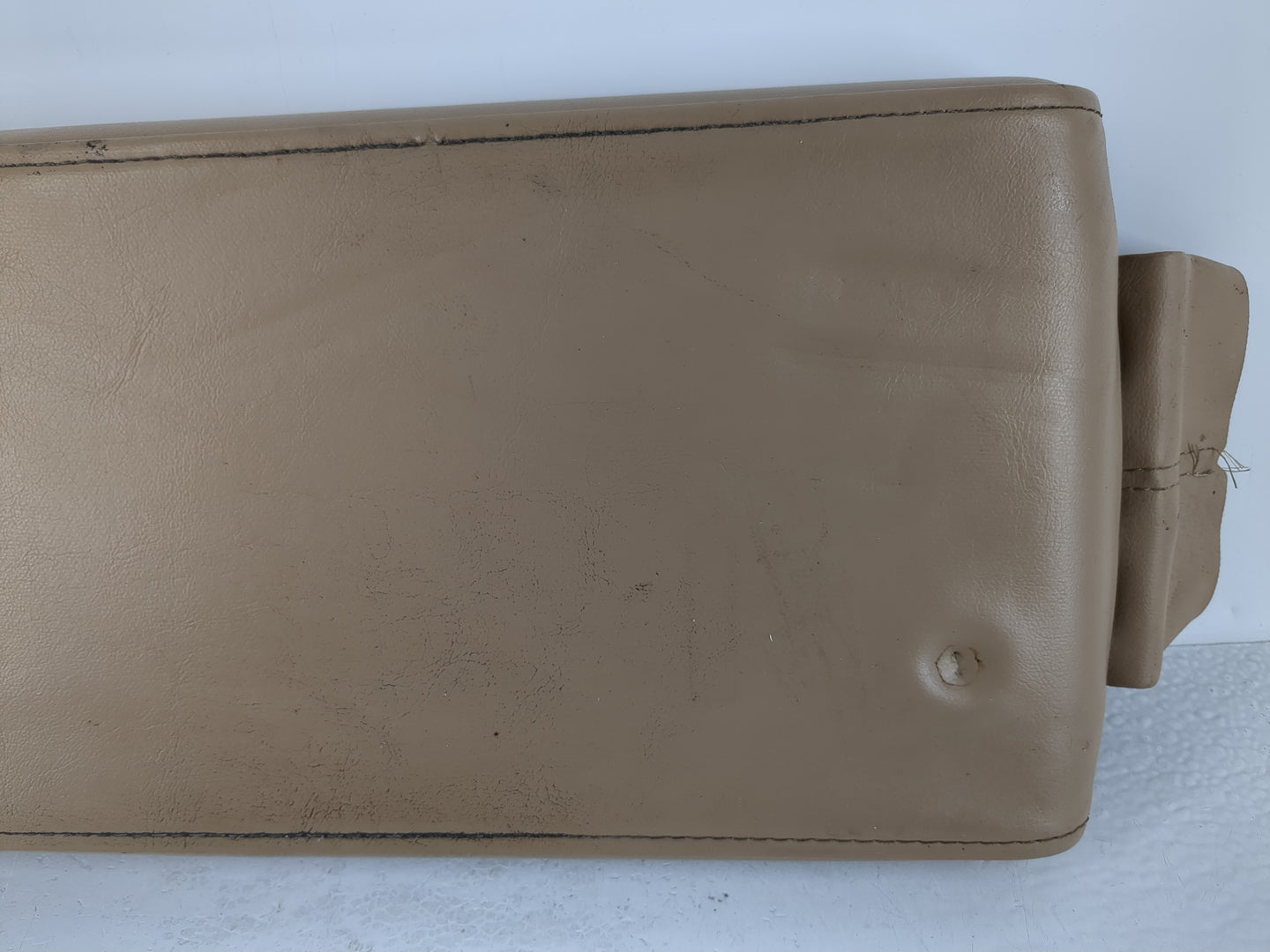 2000 Chrysler Concorde Center Floor Console Fits OEM Used Auto Parts - Oemusedautoparts1.com