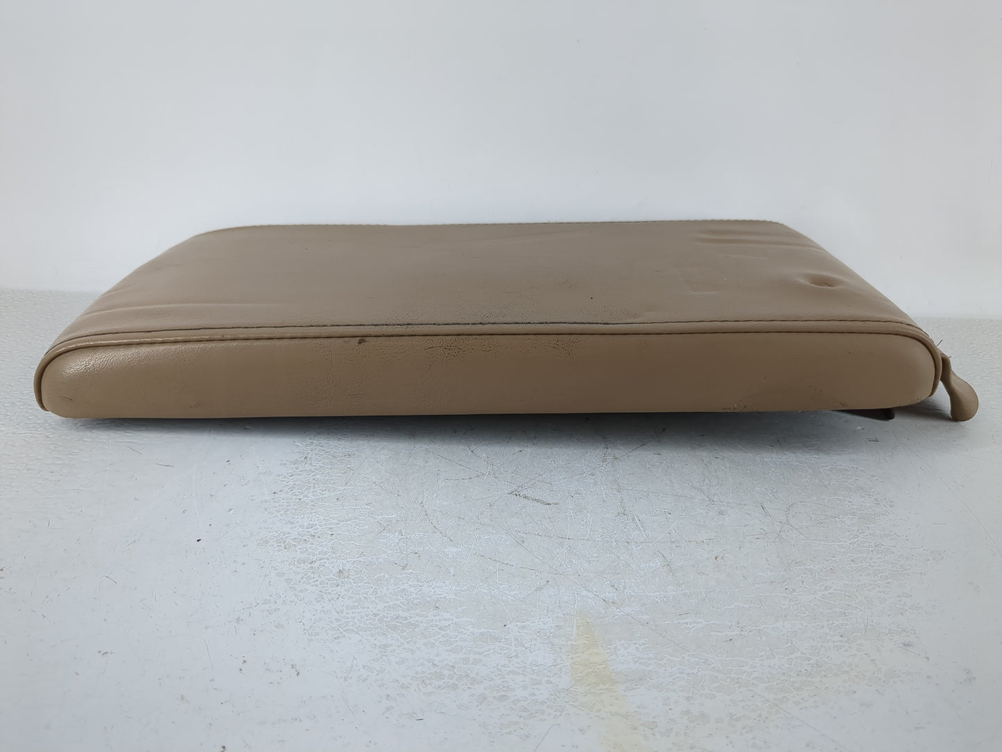 2000 Chrysler Concorde Center Floor Console Fits OEM Used Auto Parts - Oemusedautoparts1.com