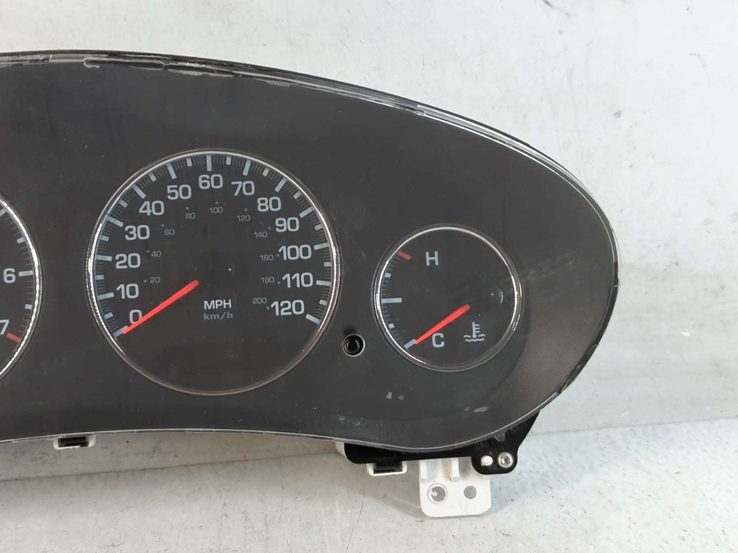 2000-2004 Chrysler Concorde Instrument Cluster Speedometer Gauges Fits Fits 2000 2001 2002 2003 2004 OEM Used Auto Parts - O