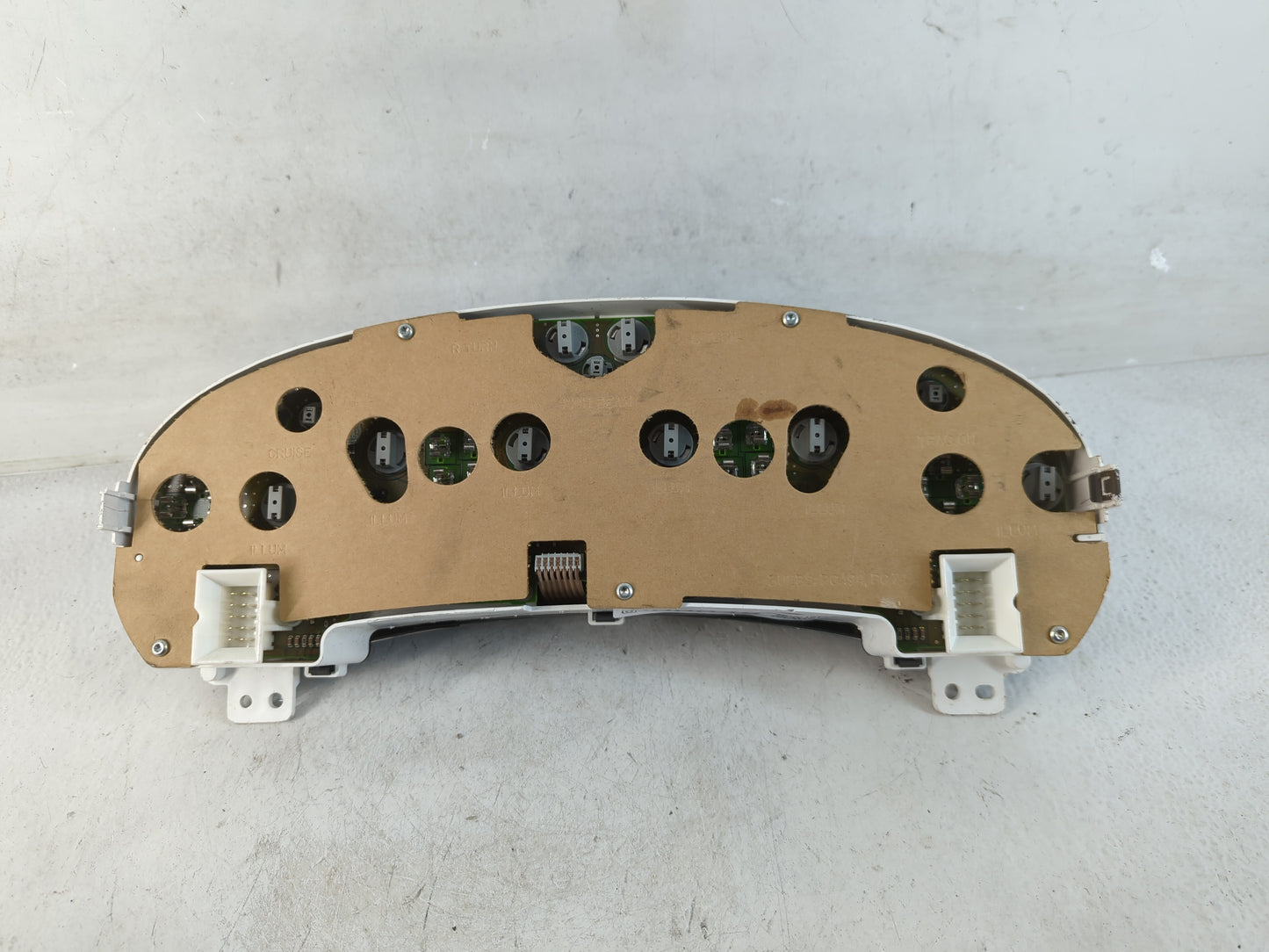 2000-2004 Chrysler Concorde Instrument Cluster Speedometer Gauges Fits Fits 2000 2001 2002 2003 2004 OEM Used Auto Parts - O