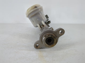 1998-2004 Chrysler Concorde Brake Master Cylinder 864713 - Oemusedautoparts1.com