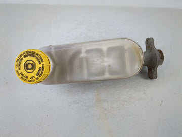 1998-2004 Chrysler Concorde Brake Master Cylinder 864713