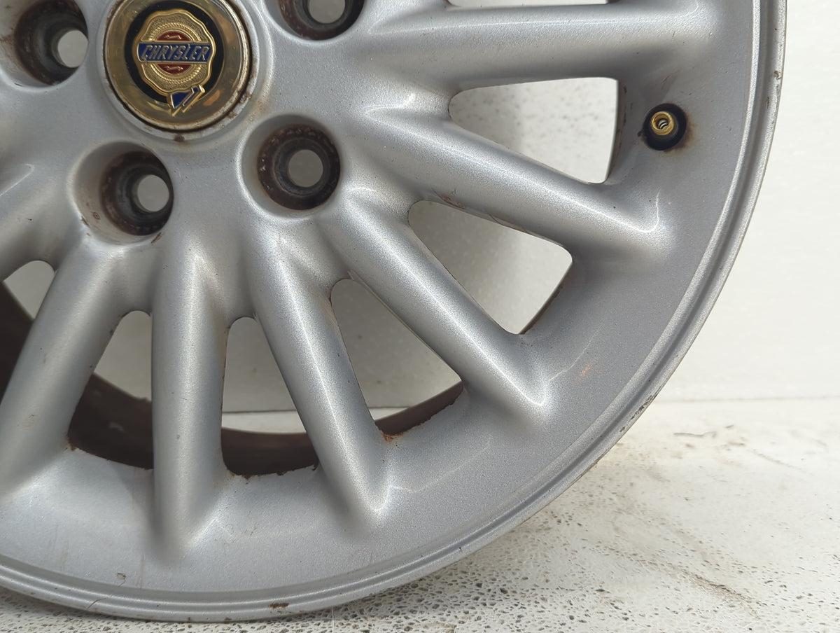 1998-2001 Chrysler Concorde Oem Wheel Rim 911713 - Oemusedautoparts1.com