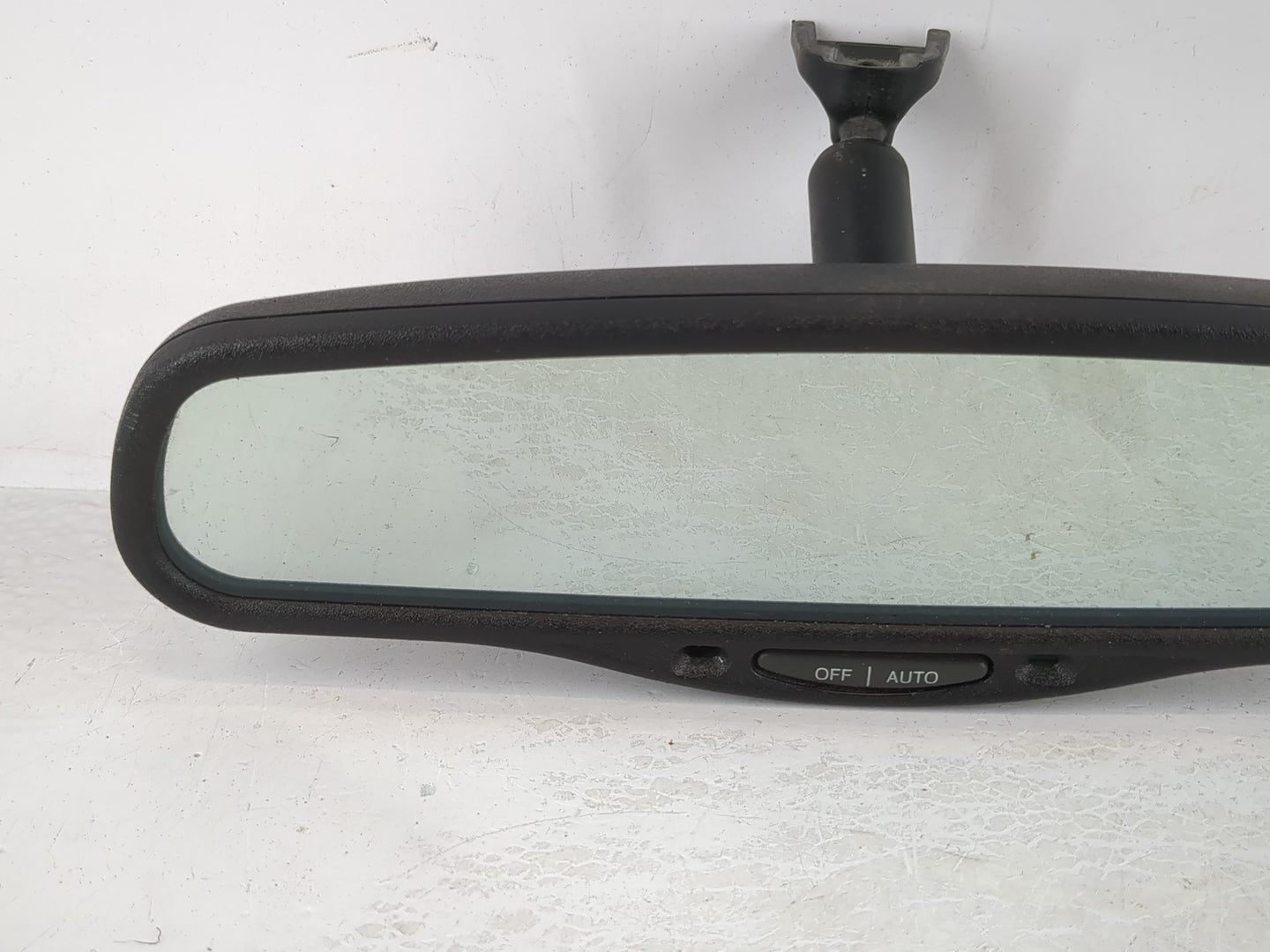 2000-2004 Chrysler Concorde Interior Rear View Mirror Replacement OEM Fits OEM Used Auto Parts - Oemusedautoparts1.com