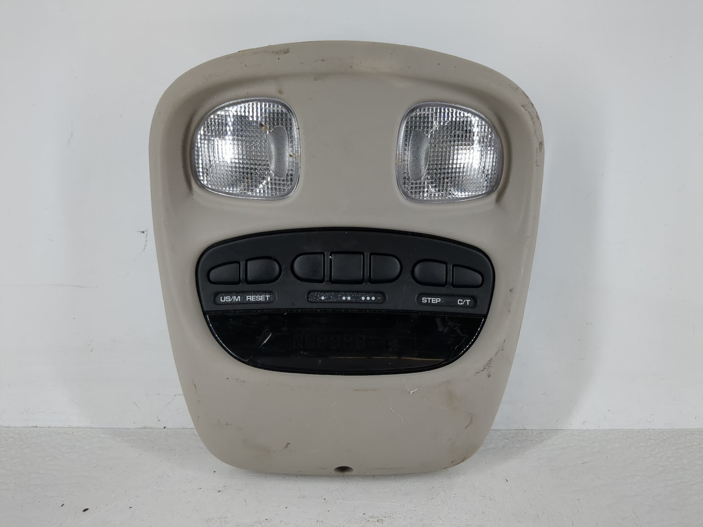 2000 Chrysler Concorde Overhead Roof Console - Oemusedautoparts1.com