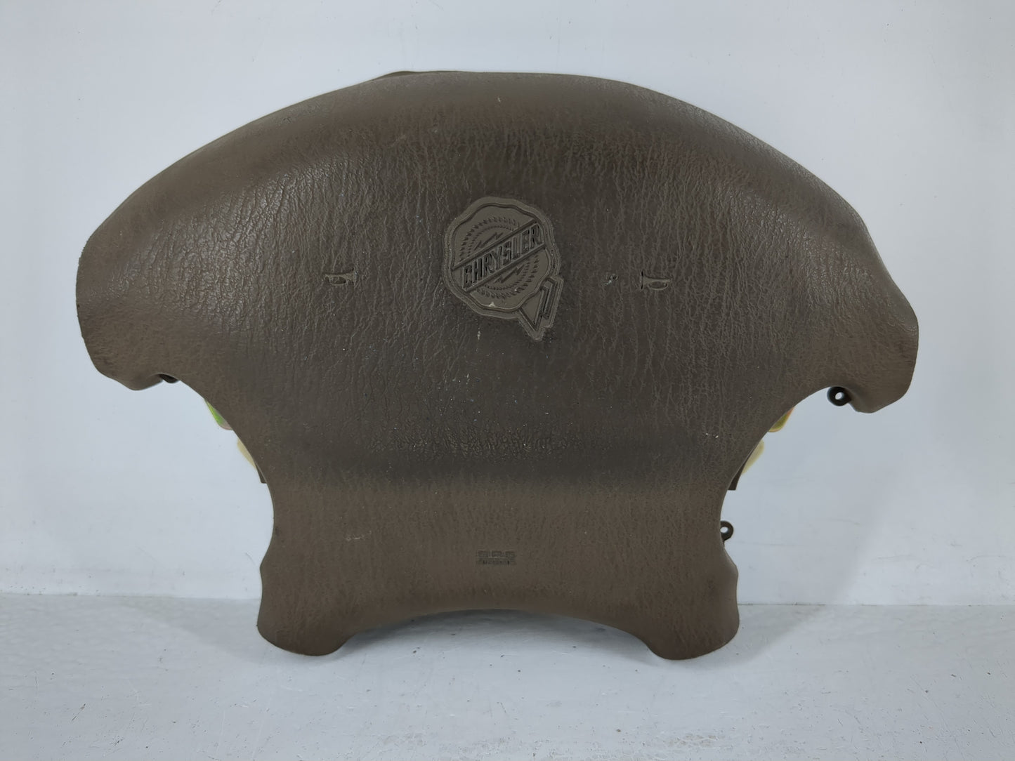 2000 Chrysler Concorde Air Bag Driver Left Steering Wheel Mounted P/N:P0MF50VK9AH Fits OEM Used Auto Parts - Oemusedautopart