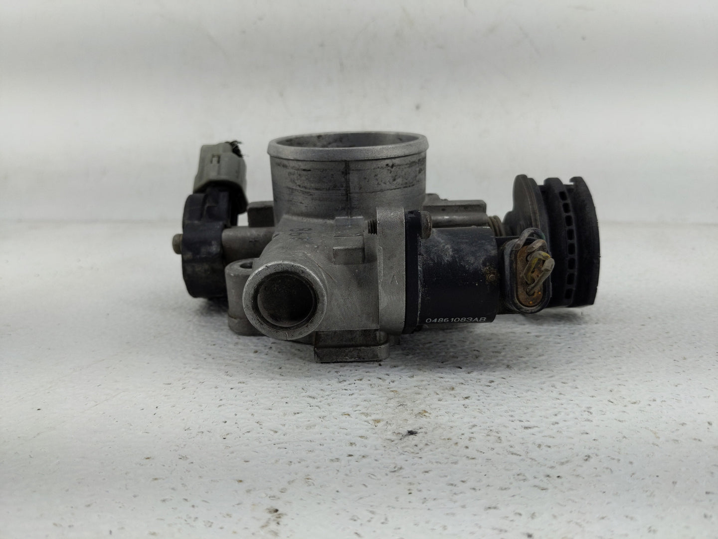 2000 Chrysler Sebring Throttle Body Fits OEM Used Auto Parts - Oemusedautoparts1.com