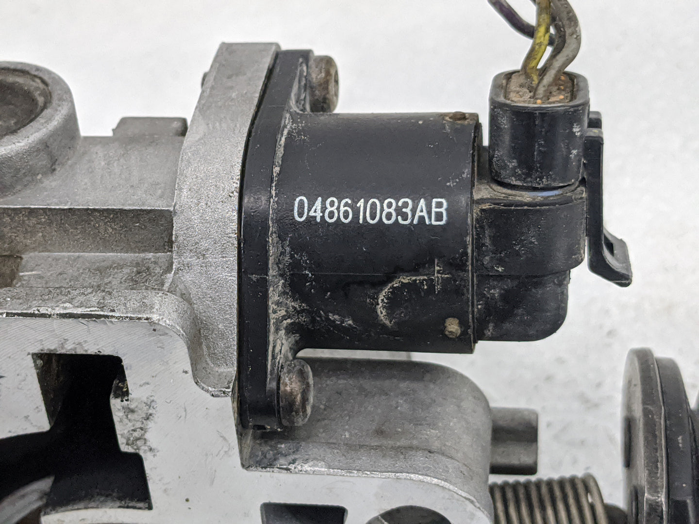 2000 Chrysler Sebring Throttle Body Fits OEM Used Auto Parts - Oemusedautoparts1.com