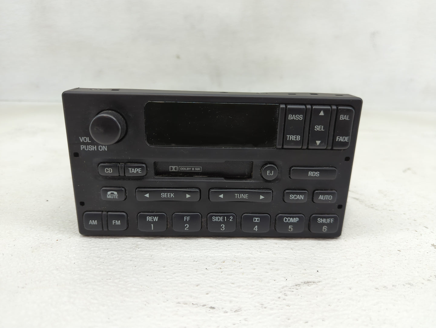 2000 Chrysler Town & Country Radio AM FM Cd Player Receiver Replacement P/N:XW1F-18C870-AF Fits OEM Used Auto Parts - Oemuse