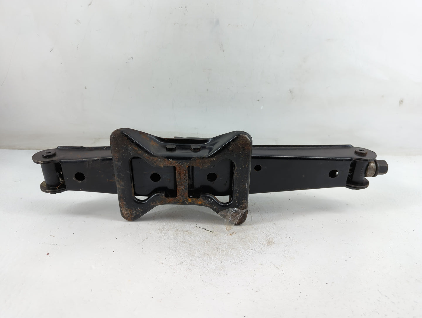 2000 Chrysler Voyager Spare Scissor Car Jack - Oemusedautoparts1.com