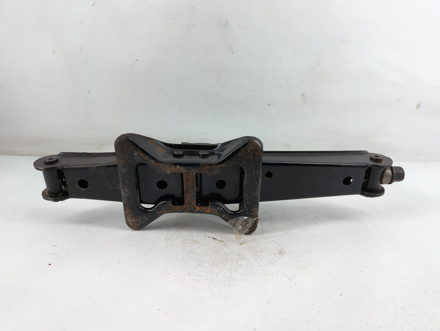2000 Chrysler Voyager Spare Scissor Car Jack - Oemusedautoparts1.com