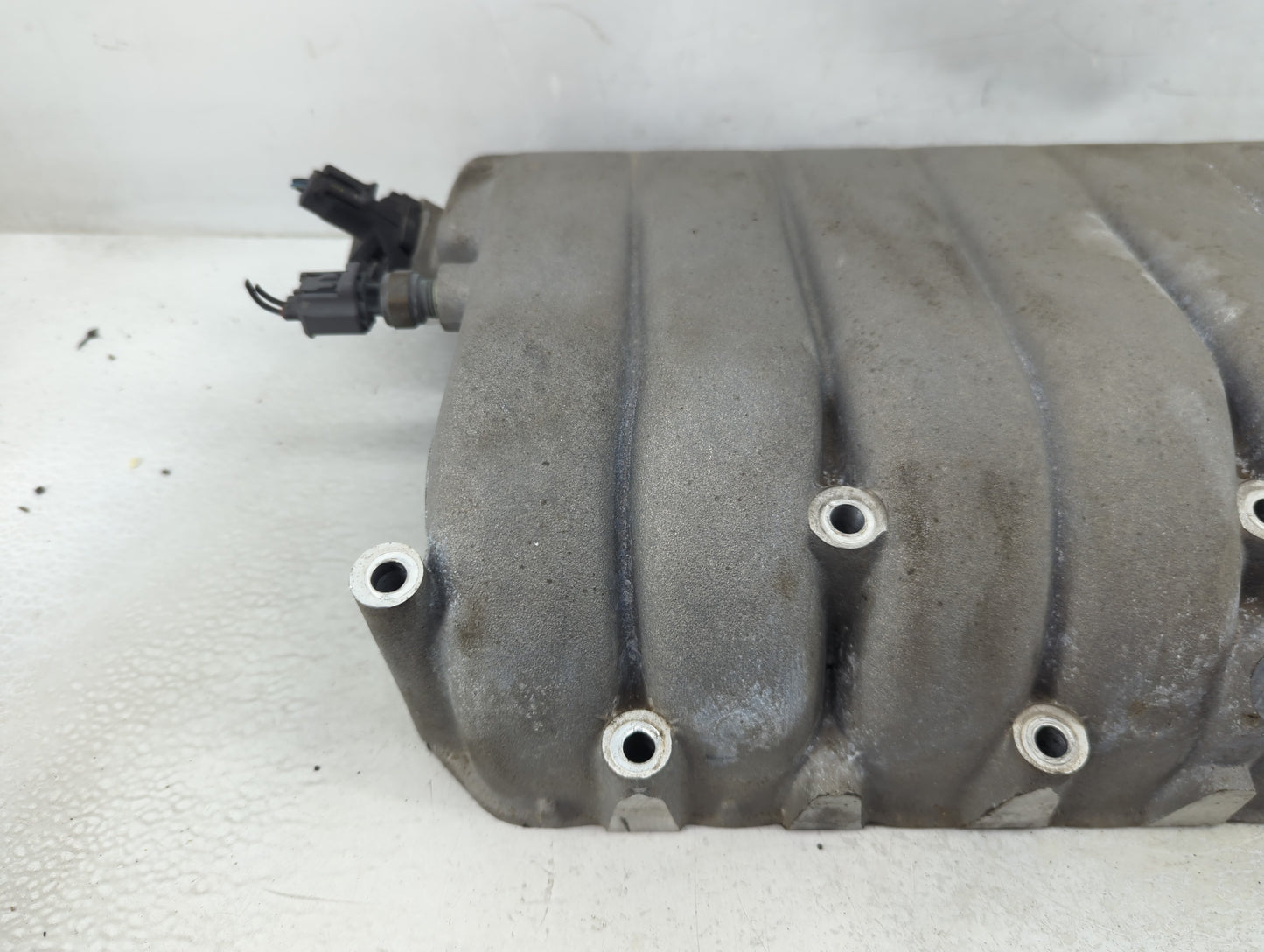 2000 Chrysler Cirrus Cirrus Air Intake Manifold P/N:MD317516 Fits Fits 1997 1998 1999 OEM Used Auto Parts - Oemusedautoparts
