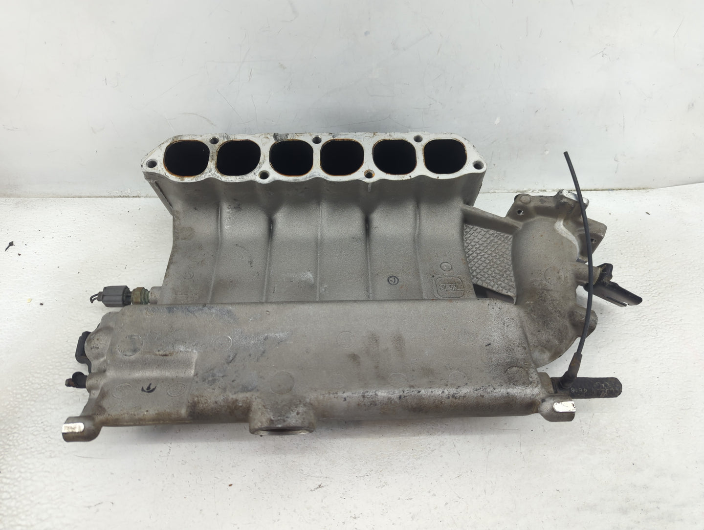 2000 Chrysler Cirrus Cirrus Air Intake Manifold P/N:MD317516 Fits Fits 1997 1998 1999 OEM Used Auto Parts - Oemusedautoparts