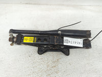 2000 Chrysler Cirrus Cirrus Spare Scissor Car Jack - Oemusedautoparts1.com
