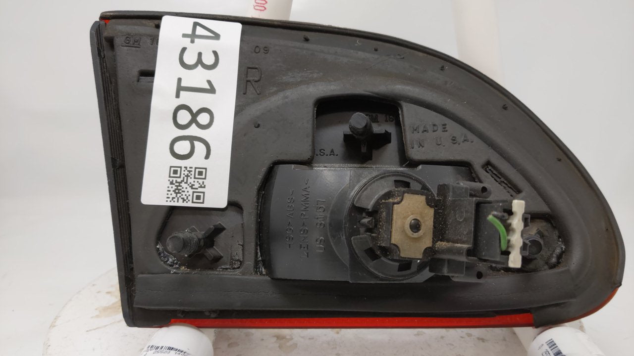 2000-2002 Chevrolet Cavalier Tail Light Assembly Passenger Right OEM Fits Fits 2000 2001 2002 OEM Used Auto Parts - Oemuseda
