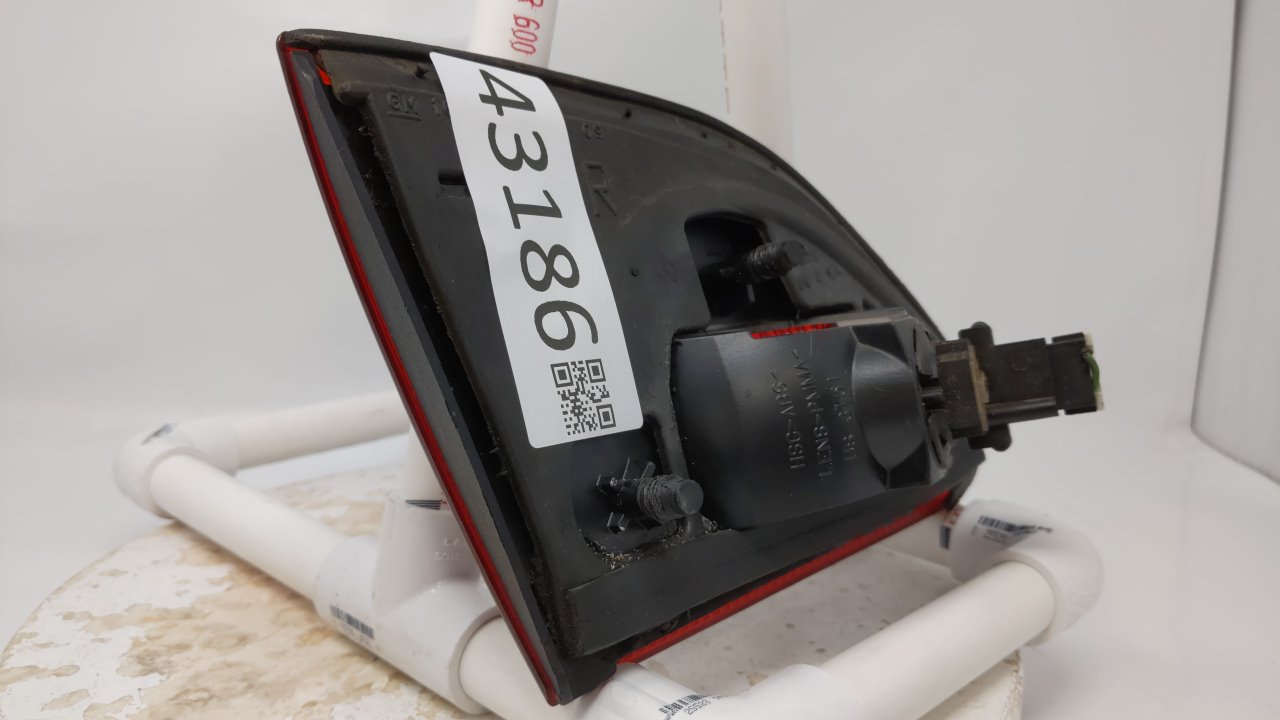 2000-2002 Chevrolet Cavalier Tail Light Assembly Passenger Right OEM Fits Fits 2000 2001 2002 OEM Used Auto Parts - Oemuseda