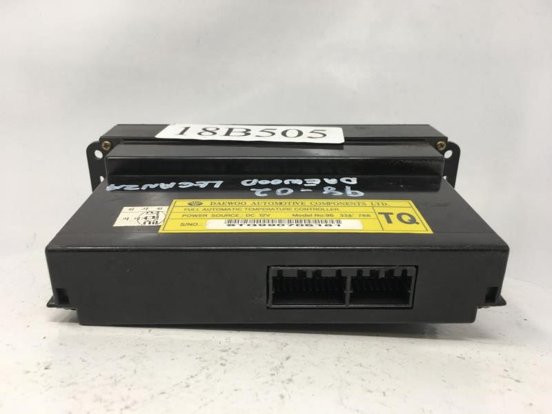 2000 Daewoo Leganza Climate Control Module Temperature AC/Heater Replacement P/N:96334788 Fits OEM Used Auto Parts - Oemused