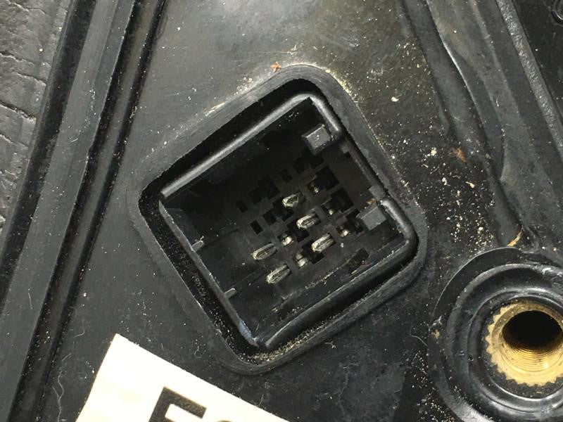 2000 Daewoo Leganza Side Mirror Replacement Passenger Right View Door Mirror Fits Fits 1999 OEM Used Auto Parts - Oemusedaut