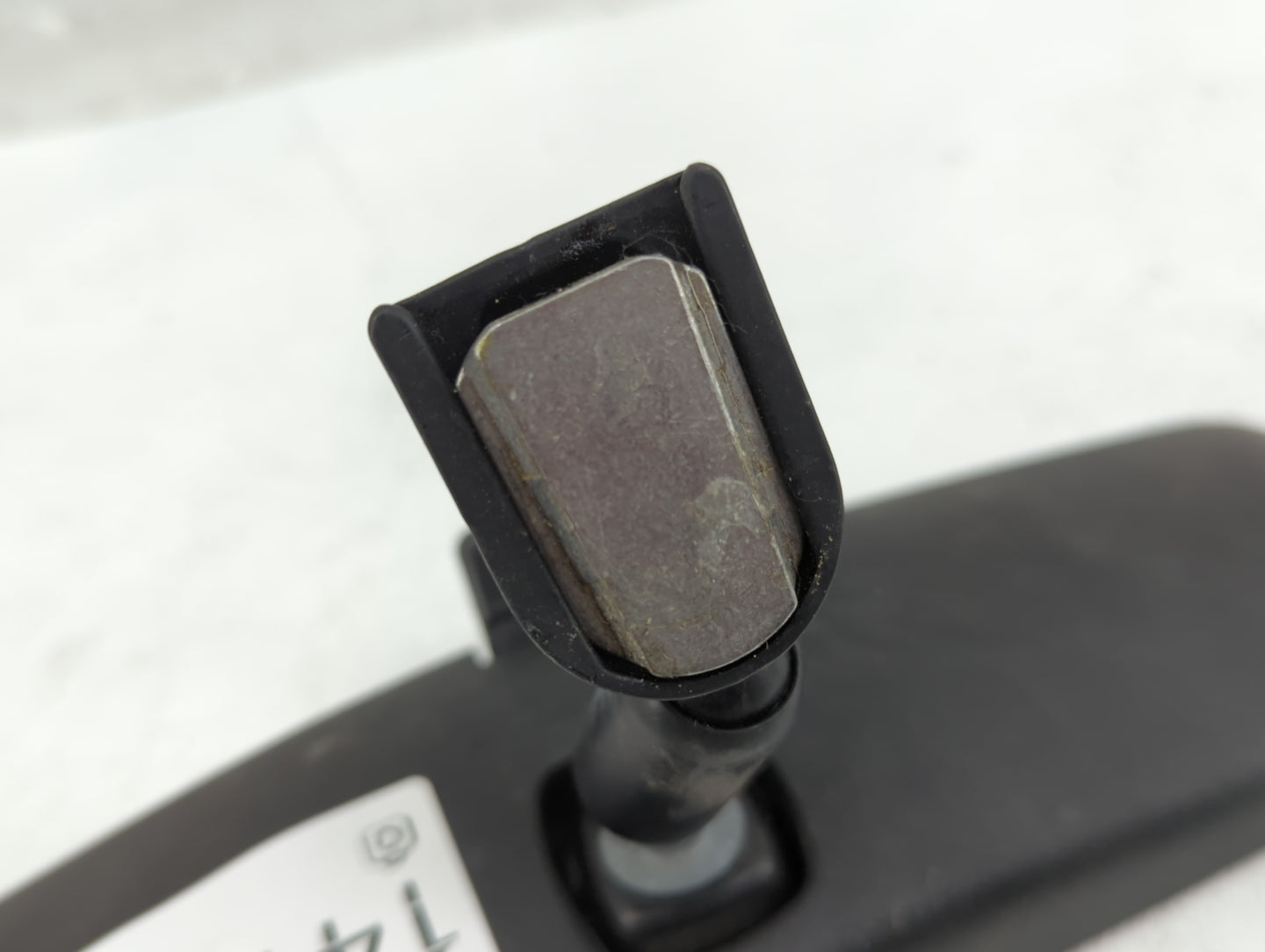 2000 Dodge Caravan Interior Rear View Mirror Replacement OEM P/N:E10110101 Fits OEM Used Auto Parts - Oemusedautoparts1.com