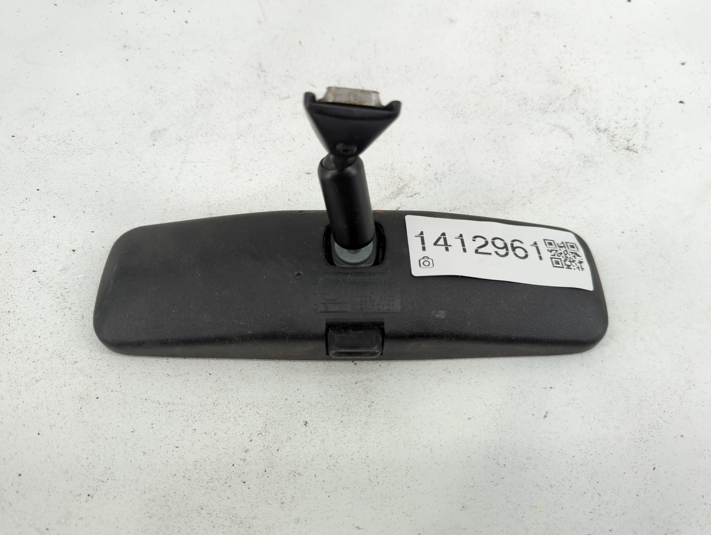 2000 Dodge Caravan Interior Rear View Mirror Replacement OEM P/N:E10110101 Fits OEM Used Auto Parts - Oemusedautoparts1.com